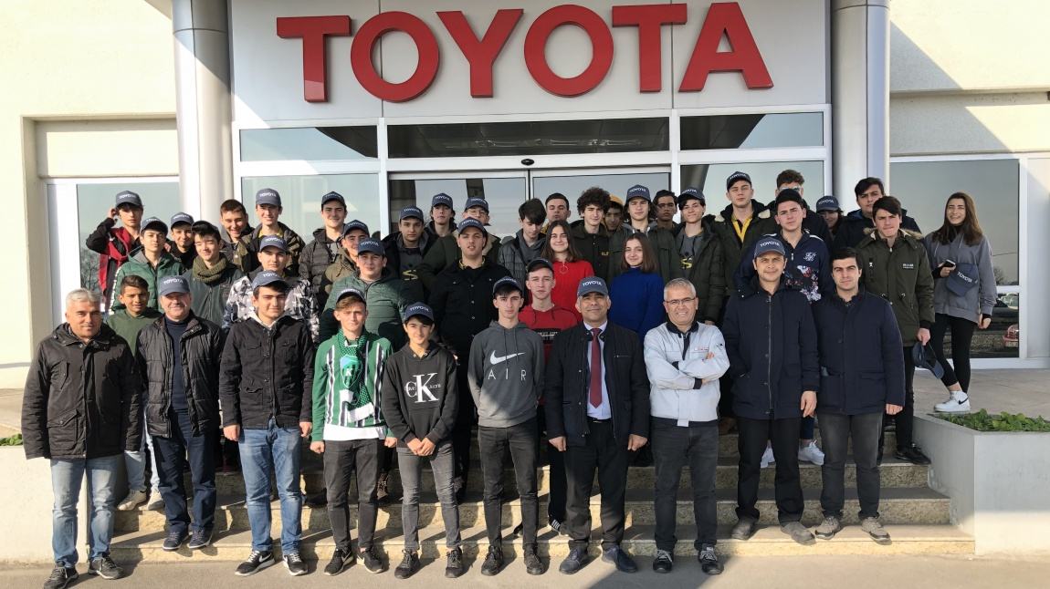 Toyota fabrikasına teknik gezi düzenledik